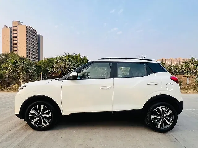 Used Mahindra XUV300 [2019-2024] W8 (O) 1.2 Petrol in Ahmedabad