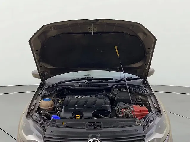 Used Volkswagen Ameo Highline Plus 1.5L AT (D)16 Alloy in Thane