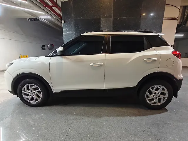Used Mahindra XUV300 [2019-2024] W8 (O) 1.5 Diesel [2020] in Ahmedabad