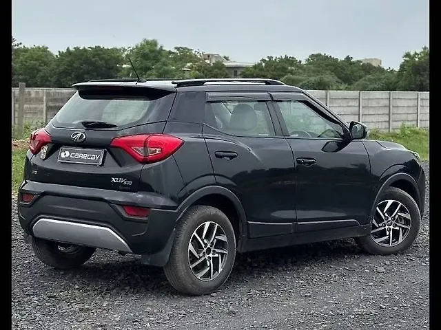 Used Mahindra XUV300 [2019-2024] W8 (O) 1.5 Diesel [2020] in Ahmedabad