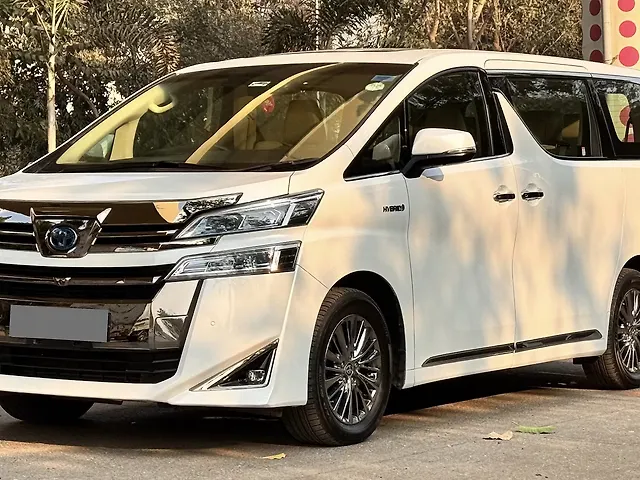 Used Toyota Vellfire VIP – Executive Lounge Hybrid (Electric + Petrol) Automatic in Mumbai
