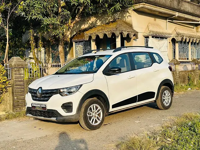 Used 2023 Renault Triber in Kolkata