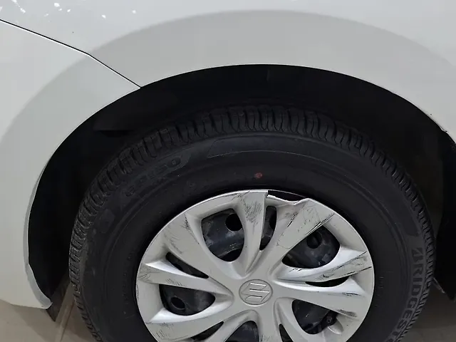 Used Maruti Suzuki Swift [2021-2024] VXi in Kanpur
