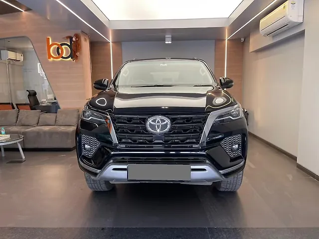 Used 2023 Toyota Fortuner in Mumbai