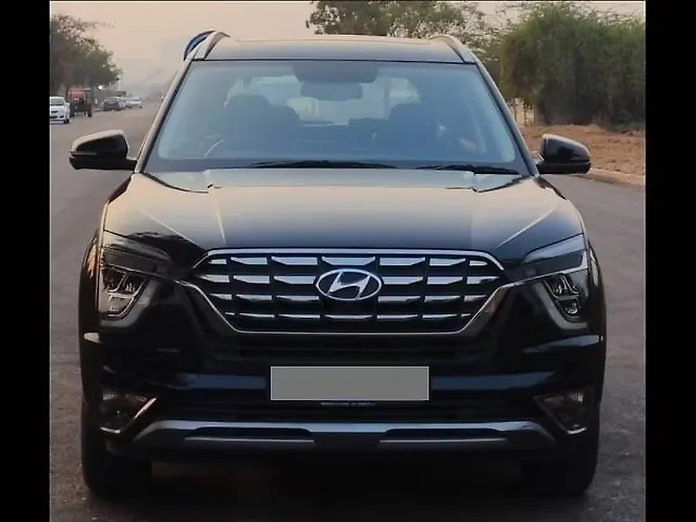 Used 2023 Hyundai Alcazar in Ahmedabad