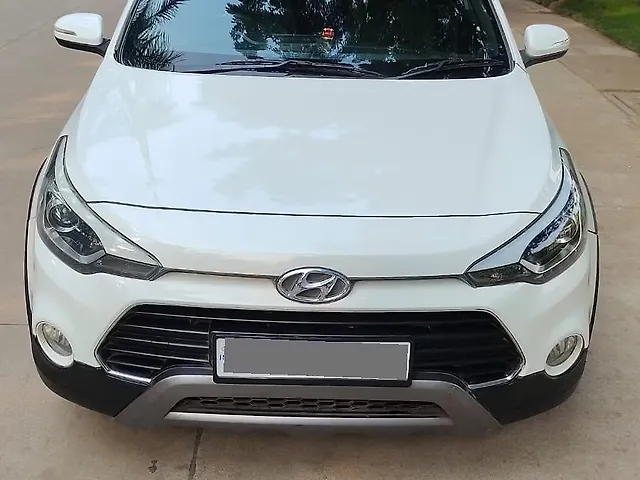 Used 2017 Hyundai i20 Active in Raipur