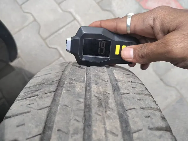 Used Maruti Suzuki Dzire [2017-2020] VXi AMT in Bangalore