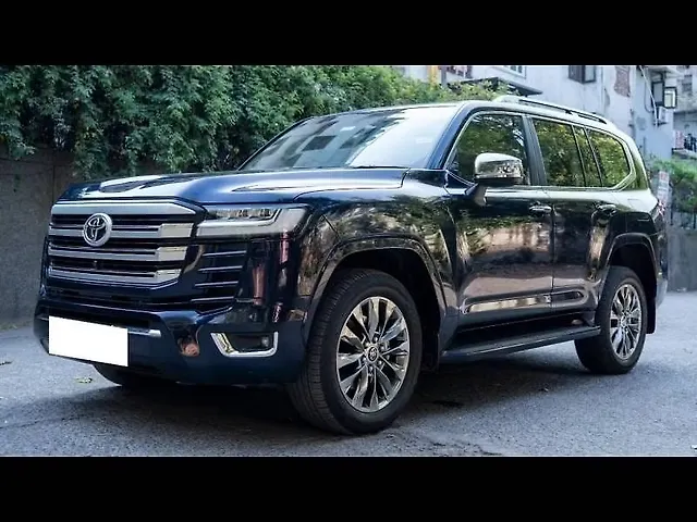 Second Hand 2023 Toyota Land Cruiser ZX Diesel for sale at Rs. 2