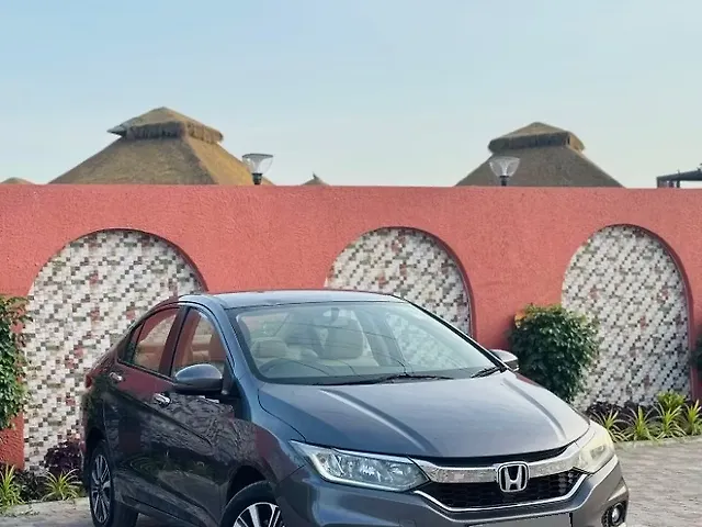 Used Honda City 4th Generation V CVT Petrol [2017-2019] in Surat