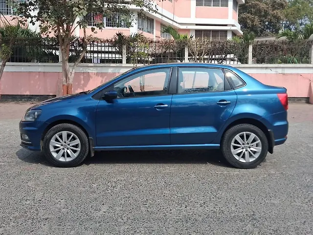 Used Volkswagen Ameo Highline Plus 1.5L AT (D)16 Alloy in Indore