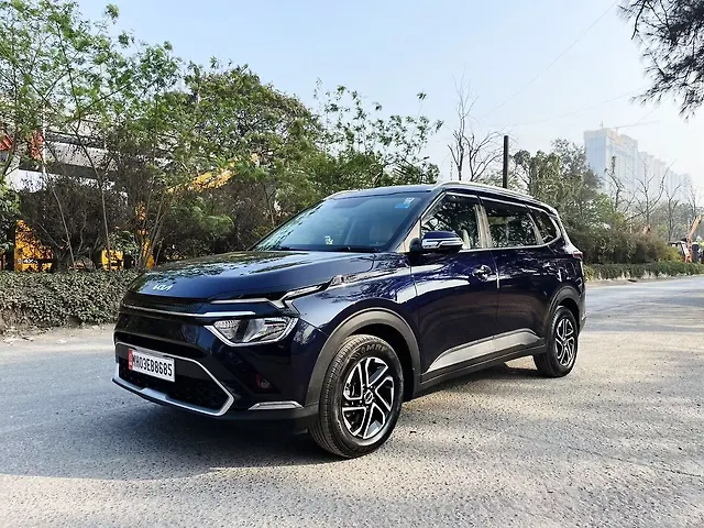 Used 2023 Kia Carens in Mumbai