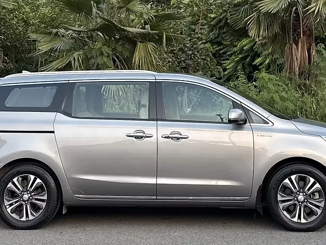 Used Kia Carnival [2020-2023] Prestige 7 STR in Delhi