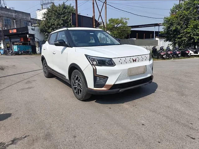 Used Mahindra XUV400 EL 39.4 KWH in Rudrapur