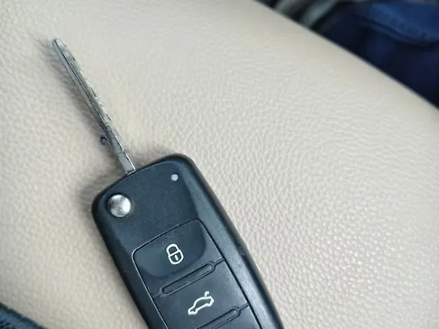 Used Volkswagen Ameo Highline1.2L (P) [2016-2018] in Nagpur