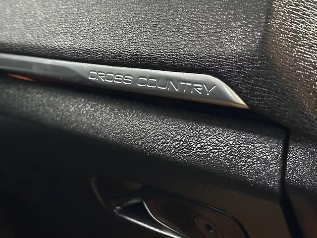 Used Volvo V40 [2015-2016] D3 R-Design in Mumbai