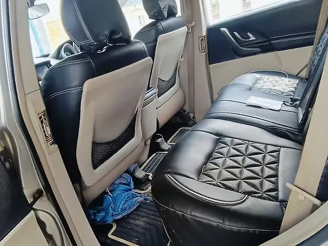 Used Mahindra XUV500 [2015-2018] W6 1.99 in Lucknow