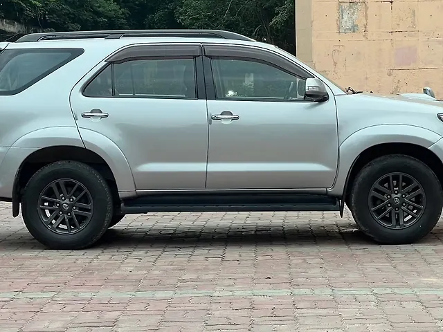 Used Toyota Fortuner [2012-2016] 4x2 AT in Lucknow