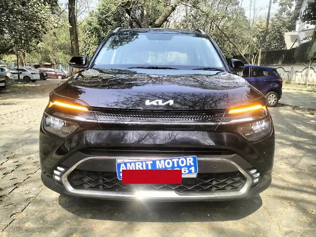 Used 2023 Kia Carens in Kolkata