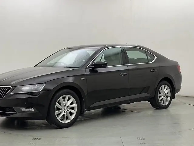 Used 2016 Skoda Superb in Thane Used 2016 Skoda Superb in Thane