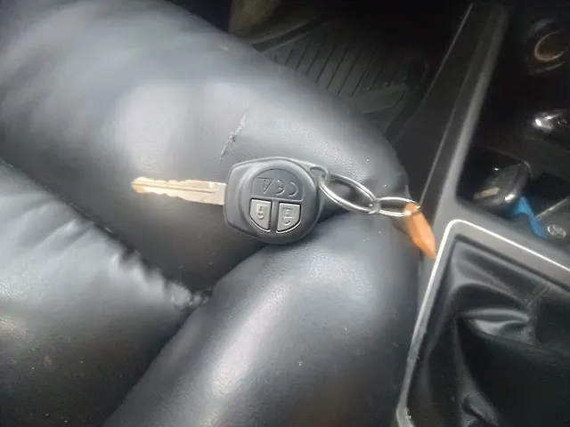 Used Maruti Suzuki Swift [2021-2024] VXi [2021-2023] in Delhi