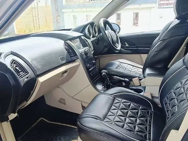 Used Mahindra XUV500 [2015-2018] W6 1.99 in Lucknow