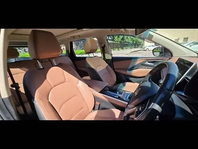 Used MG Hector Plus [2023-2025] Blackstorm 1.5 Turbo Petrol CVT 7 STR in Lucknow