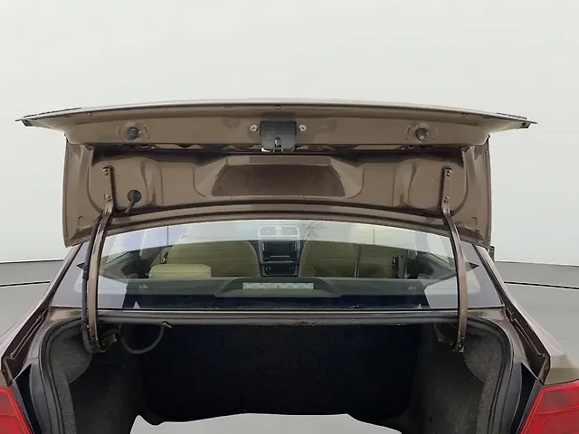 Used Volkswagen Ameo Highline Plus 1.5L AT (D)16 Alloy in Thane