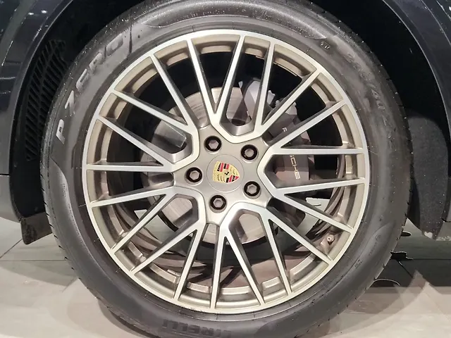 Used Porsche Cayenne Base [2020-2023] in Mumbai