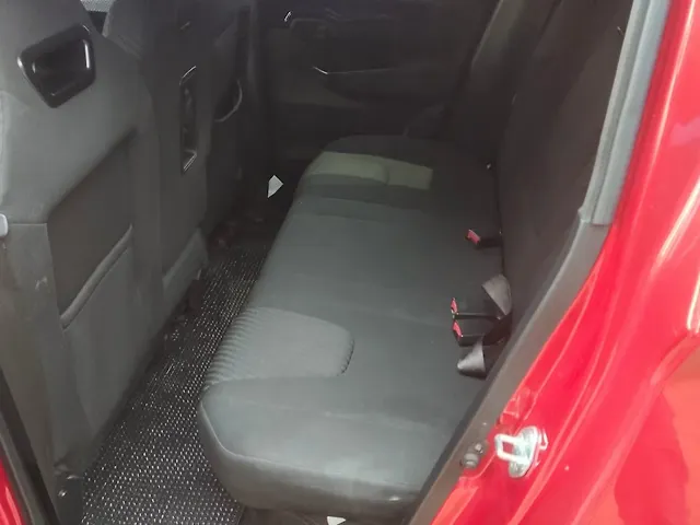 Used Mahindra KUV100 NXT K8 6 STR Dual Tone [2017-2020] in Guwahati