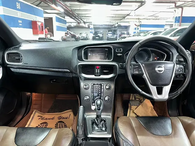 Used Volvo V40 [2015-2016] D3 R-Design in Mumbai