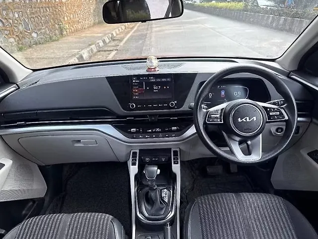 Used Kia Carens [2022-2023] Prestige Plus 1.4 Petrol DCT 7 STR in Mumbai