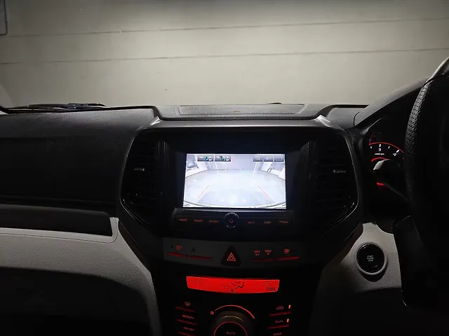 Used Mahindra XUV300 [2019-2024] W8 (O) 1.5 Diesel in Ahmedabad