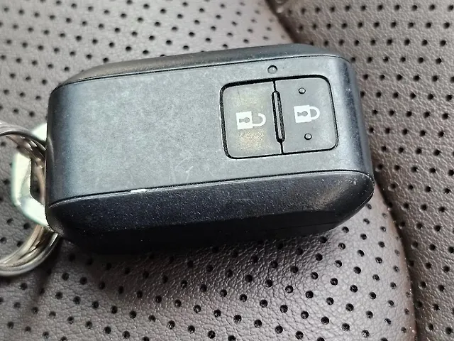 Used Toyota Urban Cruiser Hyryder V Hybrid [2023-2025] in Mumbai