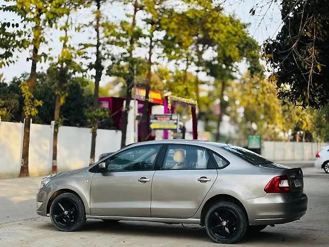 Used Skoda Rapid [2015-2016] 1.6 MPI Ambition in Lucknow