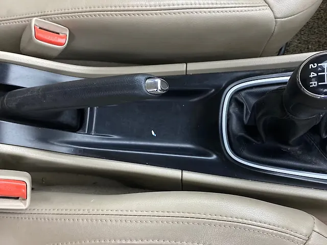 Used Maruti Suzuki Ciaz [2017-2018] Alpha 1.4 MT in Ahmedabad