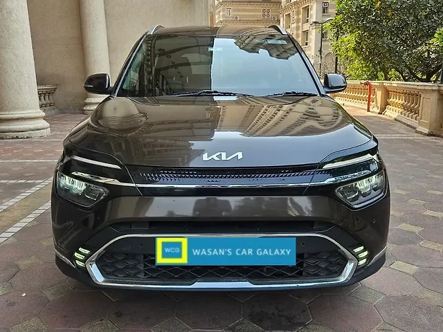 Used 2022 Kia Carens in Thane