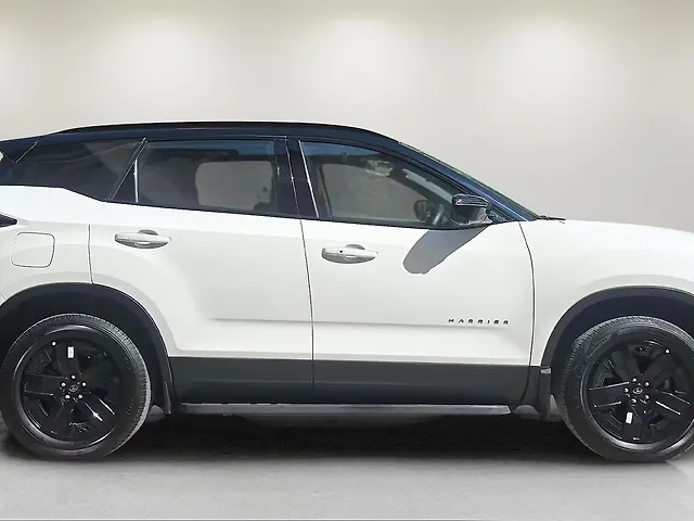Used Tata Harrier Fearless Plus Dark Edition AT in Delhi