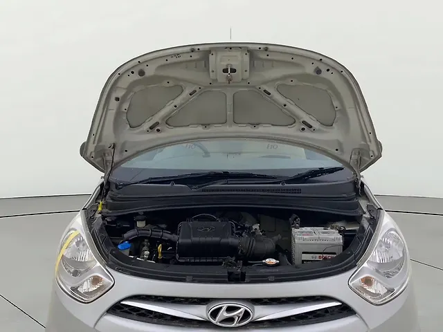 Used Hyundai i10 [2010-2017] 1.1L iRDE Magna Special Edition in Ahmedabad