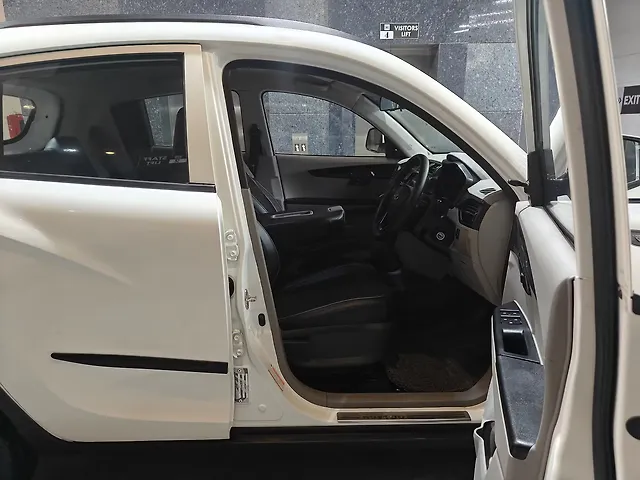 Used Mahindra KUV100 [2016-2017] K4 Plus 6 STR in Ahmedabad