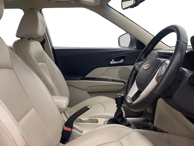 Used Mahindra XUV300 [2019-2024] W8 (O) 1.2 Petrol in Hyderabad