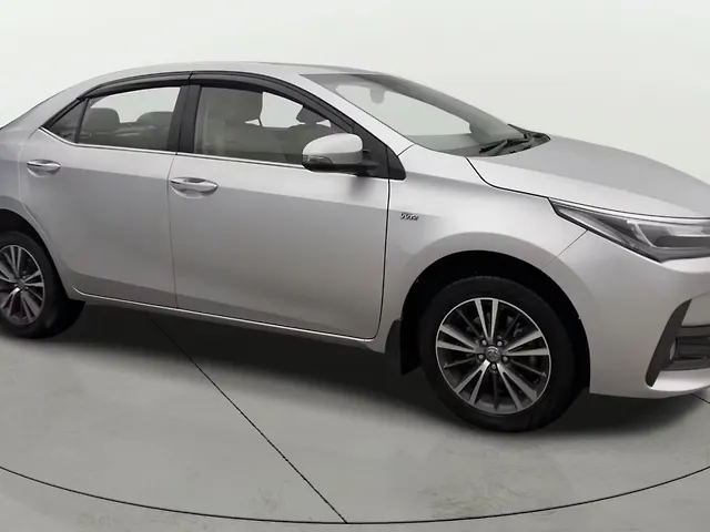 Used 2017 Toyota Corolla Altis in Delhi