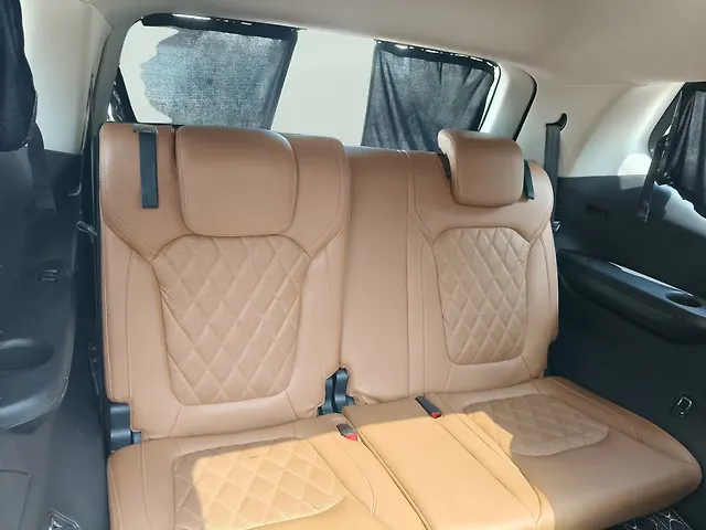 Used MG Gloster Savvy 4WD Diesel Turbo Automatic 6 STR in Sangli