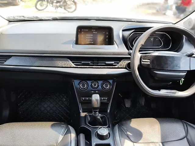 Used Tata Nexon Smart Plus (S) Petrol 1.2L Turbo 5 Speed Manual in Kolkata