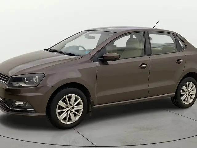 Used Volkswagen Ameo Highline Plus 1.5L AT (D)16 Alloy in Thane