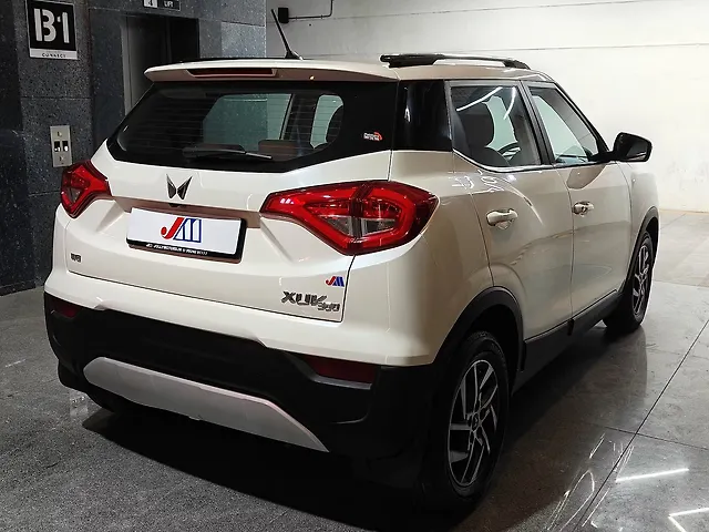 Used Mahindra XUV300 [2019-2024] W8 (O) 1.5 Diesel in Ahmedabad