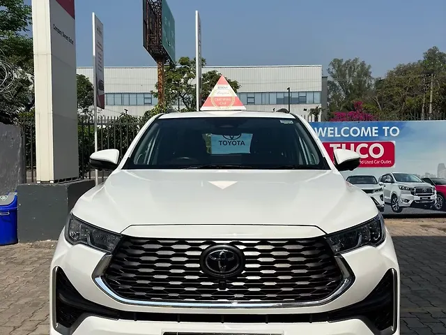 Second Hand 2024 Toyota Innova Hycross ZX (O) Hybrid (Electric +