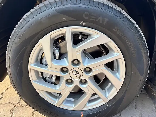 Used Mahindra XUV300 [2019-2024] W8 1.2 Petrol in Chandigarh