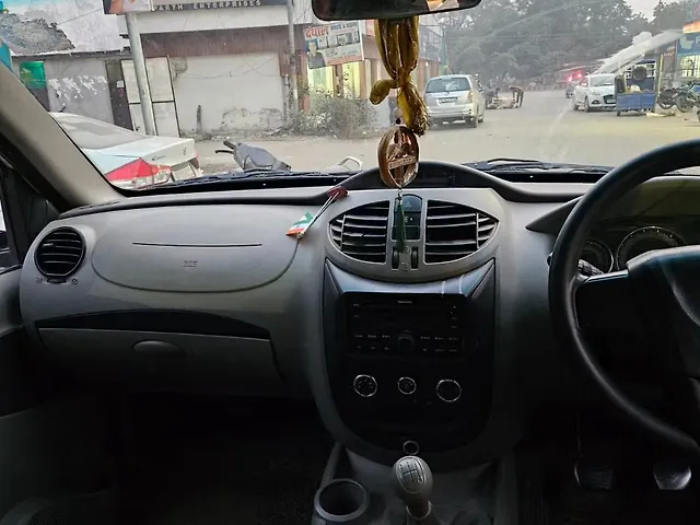 Used Mahindra NuvoSport N6 in Kanpur
