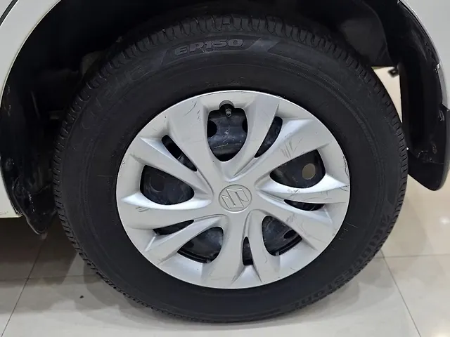 Used Maruti Suzuki Swift [2021-2024] VXi in Kanpur