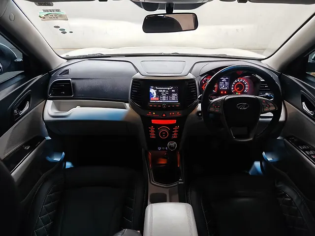 Used Mahindra XUV300 [2019-2024] W8 (O) 1.5 Diesel [2020] in Ahmedabad